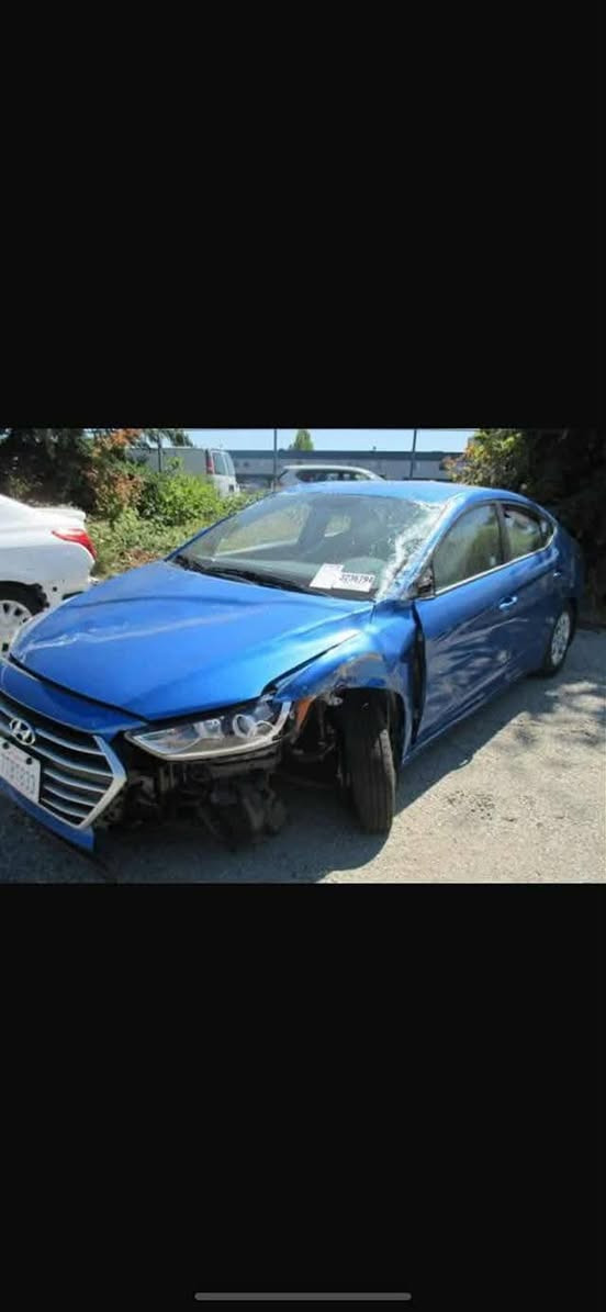 الانتر موديل 2017 رقم بغداد مسطره الاحادث امريكي مثل ماموضح بصوره عنواني موصل ايسر حي السماح
سعر110 وبيه مجال قليل رقم الهاتف ***********
