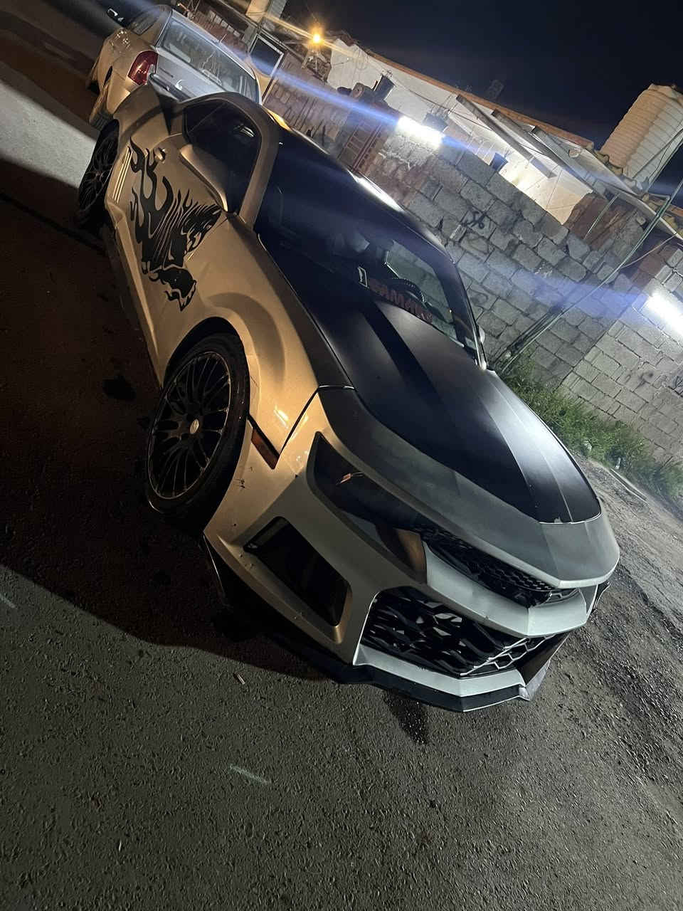 السلام عليكم ورحمة كمارو موديل 12 محدثه 14 للبيع كير مكينه جدد اكسل جديد حداديه جديده رقم بصره مشروع وطني السياره حلوه يرادلهه ترتيب بصيط السعر ٥٩ ماكو كمارو بهل سعر شوي متوازي عل بيعته غرفه نضيفه نصبتهه حلوه عنوانه بغداد قرب مرور التاجيات مطلوبه غرامات 750 ينزلن من حسابه رقم الهاتف***********
