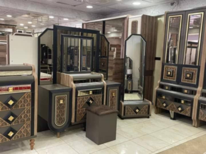 غرفه نوم ( السلطان ) مكونه من ١١ قطعه
استخدام قليل ( النظافه ٩٥٪ ) لون قهوائي 
السكن بغداد العبيدي
السعر مليونين  بيه مجال بسيط متواجد ع خأص


**إذا كنت صاحب هذا الإعلان وتريد حذفه لأي سبب، رجاءا أرسل رسالة إلى الدعم الفني**