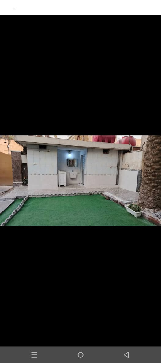 الدار للبيع
العنوان  الكمالية شارع70 قرب ابو المخضر 
المساحه 277
الواجهه10 
النزال 27 
البيت طابقين 
رقم الهاتف ***********
