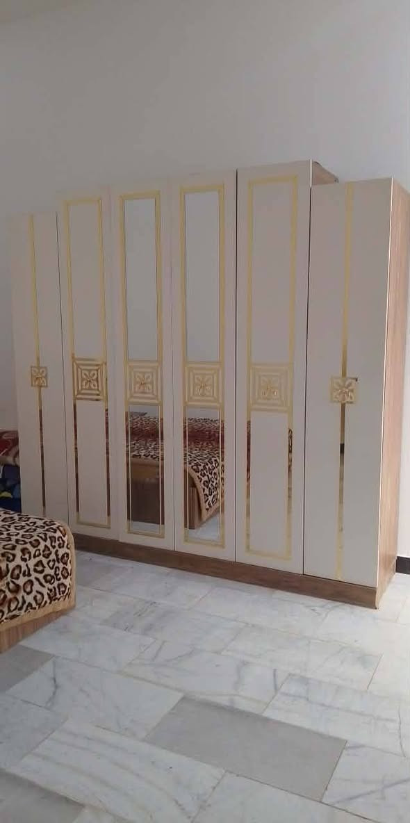 غرفة للبيع كلش نضيفة مكان كربلاء السعر ٥٠٠ وبيهة مجال بسيط حك جية والي عندة غرفة للبيع يدزة خاص ابيعة بأسرع وقت


**إذا كنت صاحب هذا الإعلان وتريد حذفه لأي سبب، رجاءا أرسل رسالة إلى الدعم الفني**