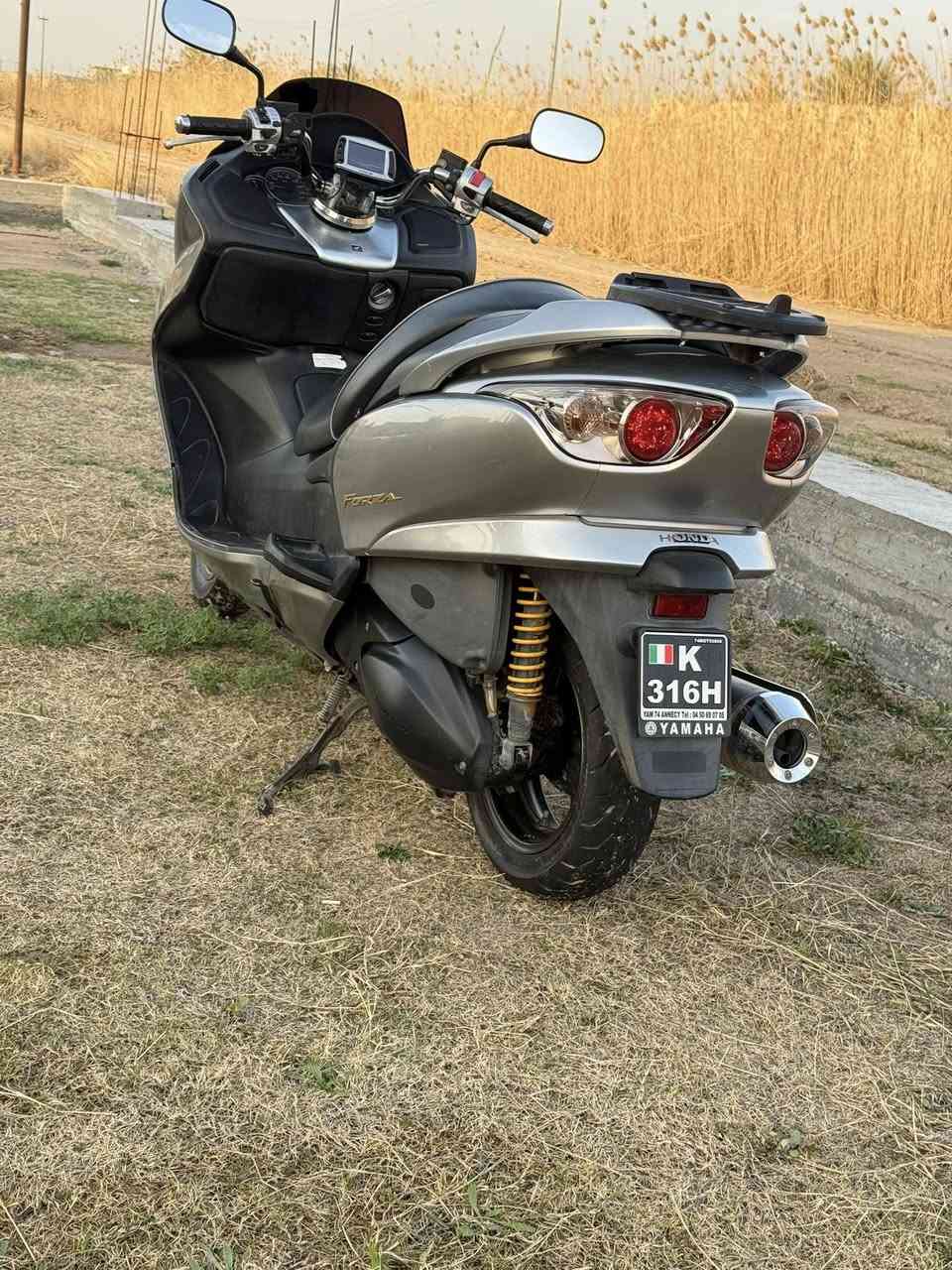 سلام عليكم فورزه صفر٩ للبيع رمبه مكفوله عامه مكاني الانبار فلوجه سعر1550  ***********
