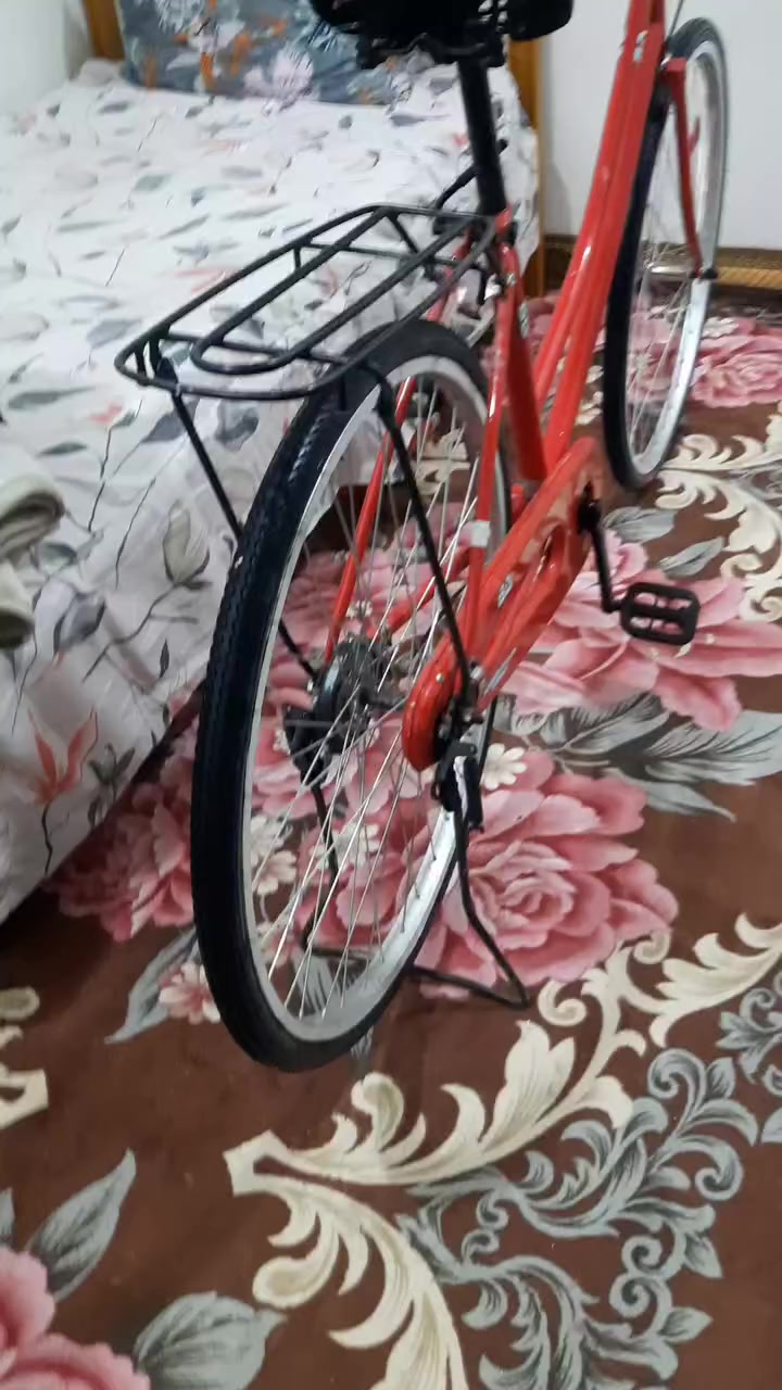 السلام عليكم بيسكل لبيع مديل 18 بيسكل نضيف حجم 26 لون احمر السعر 100 وبي مجال لمروسه ويا ايشي


**إذا كنت صاحب هذا الإعلان وتريد حذفه لأي سبب، رجاءا أرسل رسالة إلى الدعم الفني**