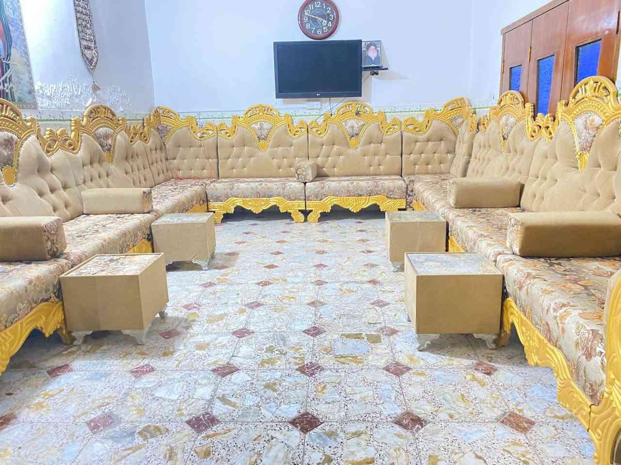 ديوان ملكي للبيع
النضافة ٩٥% 
١١ قطعة 
طبلات ٤ صغار مع طبله وسط كبيرة 
السعر مليون و٢٥٠ وبي مجال 
للتواصل خاص ..


**إذا كنت صاحب هذا الإعلان وتريد حذفه لأي سبب، رجاءا أرسل رسالة إلى الدعم الفني**