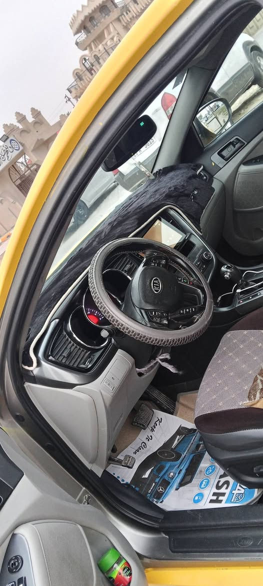 السلام عليكم
كيا أوبتما  موديل 2012 أمريكي GDI ضررها جاملغ امامي عكس السايق فقط مصفره هيئة وغرامات سياره جاهزه من كلشي السعر 108 بيها مجال بسيط للاستفسار الاتصال على الرقم ***********
