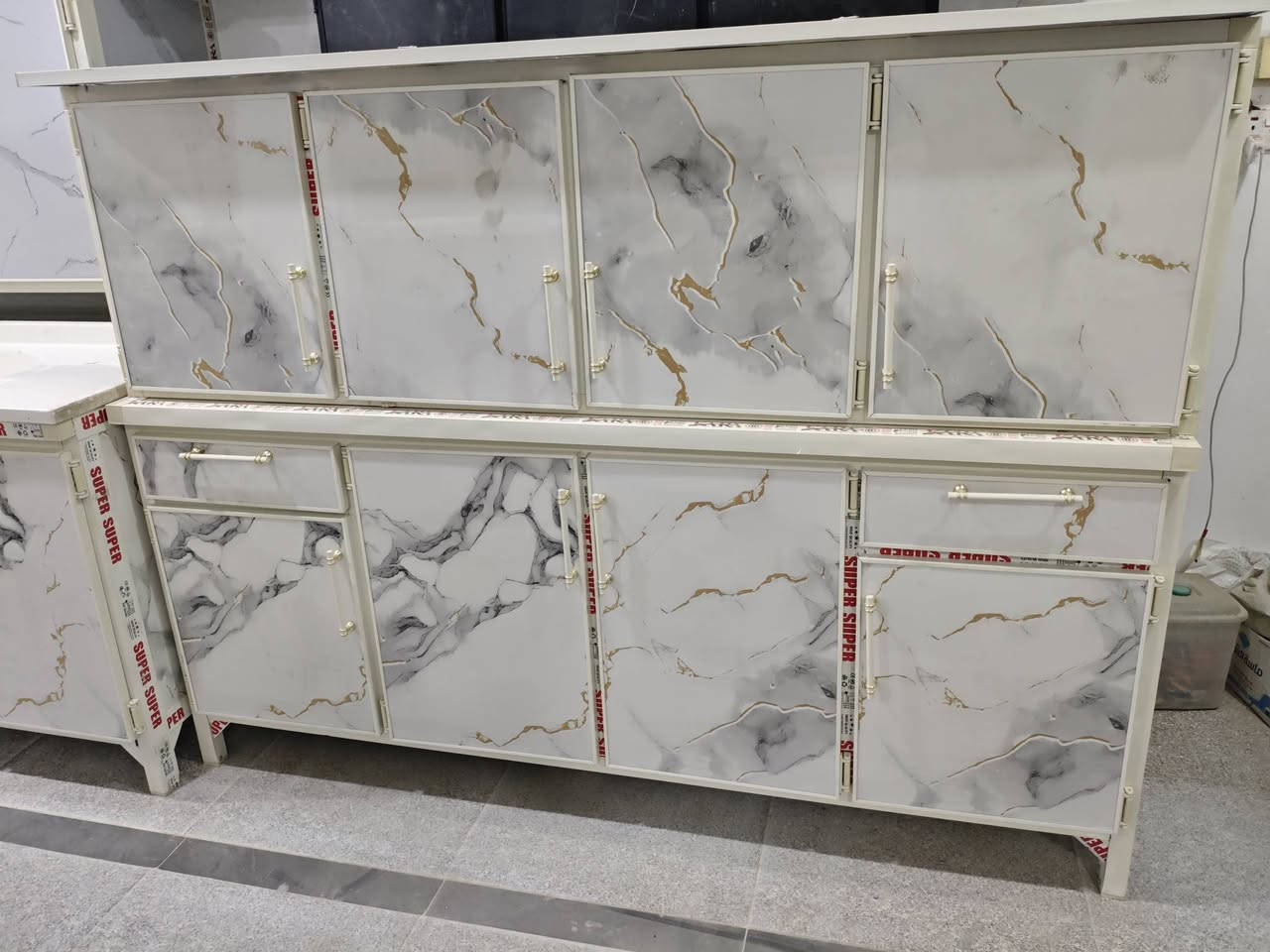 مجمع المرتضى للاثاث
كاونتر جديد مترين ارضي مترين معلق وسنك متر و ٣٠ السنك مرمر 
العنوان الاسكان  الصناعي نهايه النزله الثالثه واكو توصيل
***********
