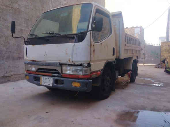 السلام عليكم
سيارة للبيع  او "المراوس".
نوع {ميتسوبيشي كنتر قلاب}

الشرعيات .
{رقم نجف (أ) حمل
سنوية 2019 
تحويل بعد الشراء مباشرة }

المواصفات.
{. موديل 1994 مكينة تبخير
گير اكسل كفاله 
حدادية 75٪ .}

الموقع.
{ميسان_العمارة}

السعر
{70}  ورقة 

للاستفسار اكثر الاتصال على الرقم التالي
(***********)
