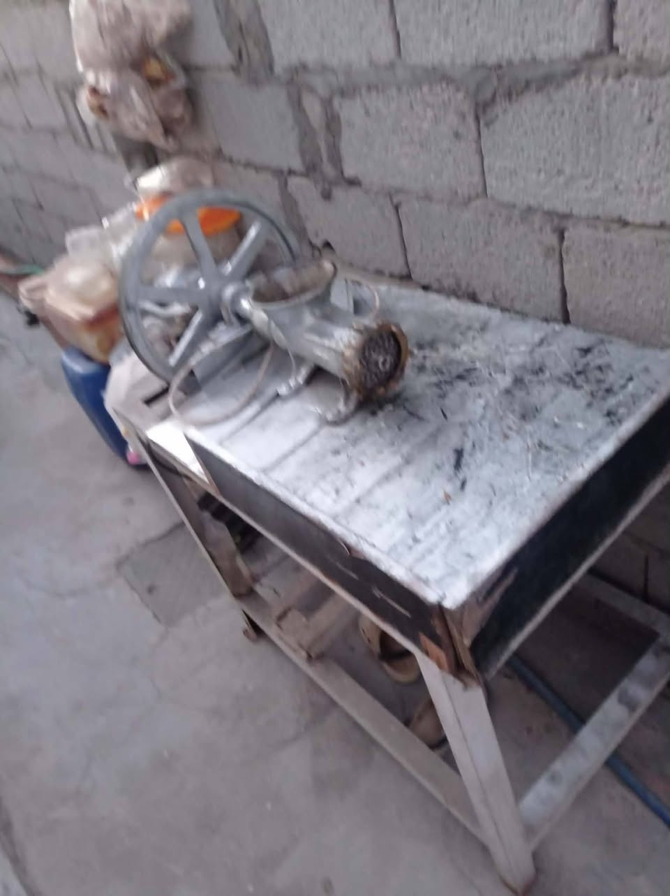 غراض مطعم کامل یفیدن للموکب


**إذا كنت صاحب هذا الإعلان وتريد حذفه لأي سبب، رجاءا أرسل رسالة إلى الدعم الفني**