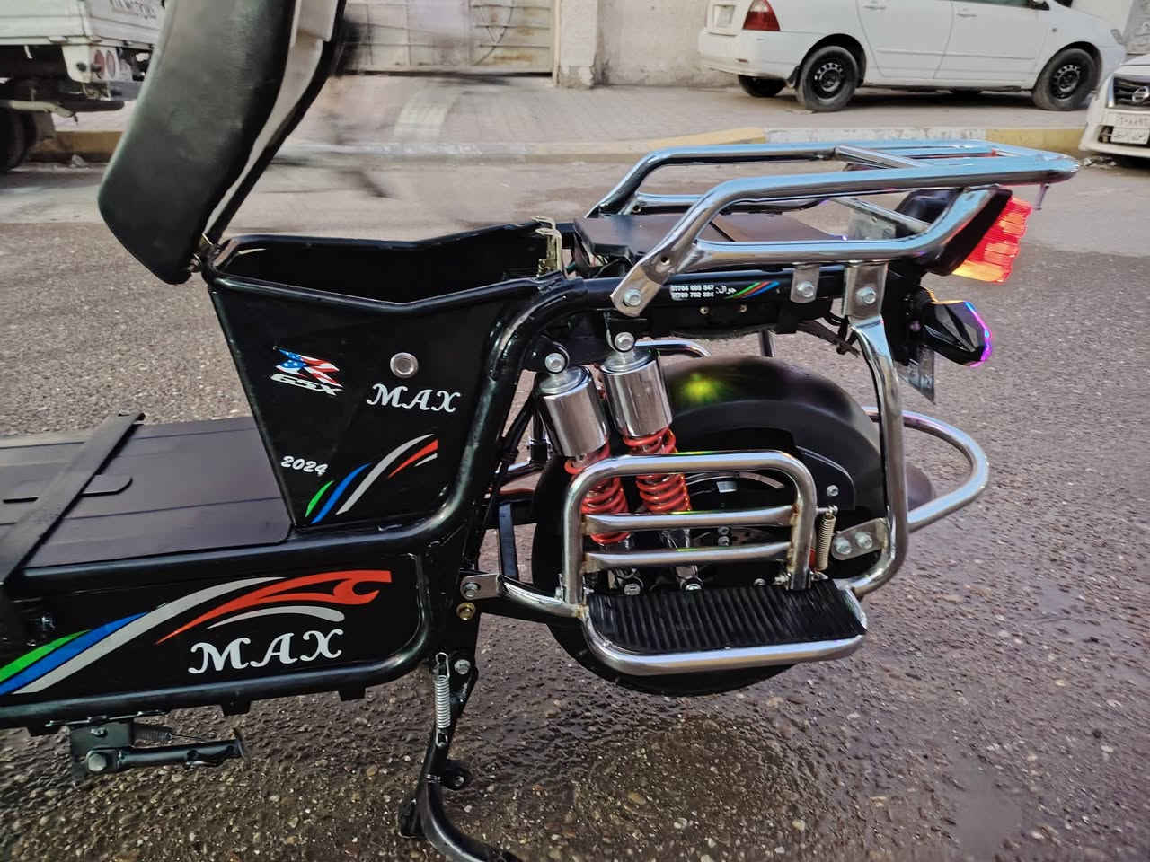 سلام عليكم دراجه لبيع جديده مستخدمه شهرين دراجه نضف من لبلصوره
العنوان بغداد الوشاش ***********
سعر 550وبيه مجال
