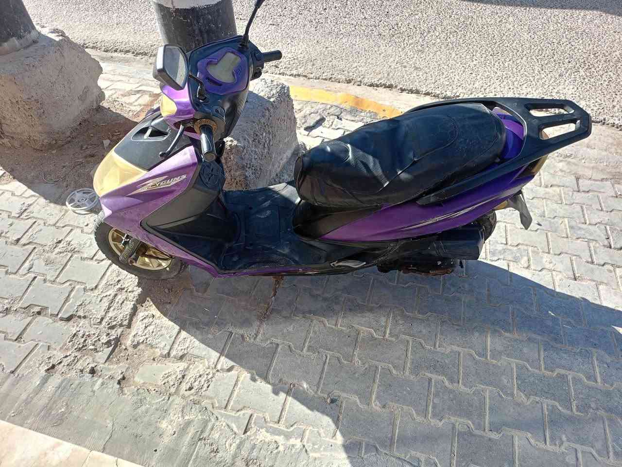 سلام عليكم دراجه سكنز صيني 2021محركها توني شاده ما مفتوح سعرها ٣٢٥الف وبيه مجال قليل شغاله سلف لايت سطاب مكاني بل خاص قريه خميسه


**إذا كنت صاحب هذا الإعلان وتريد حذفه لأي سبب، رجاءا أرسل رسالة إلى الدعم الفني**