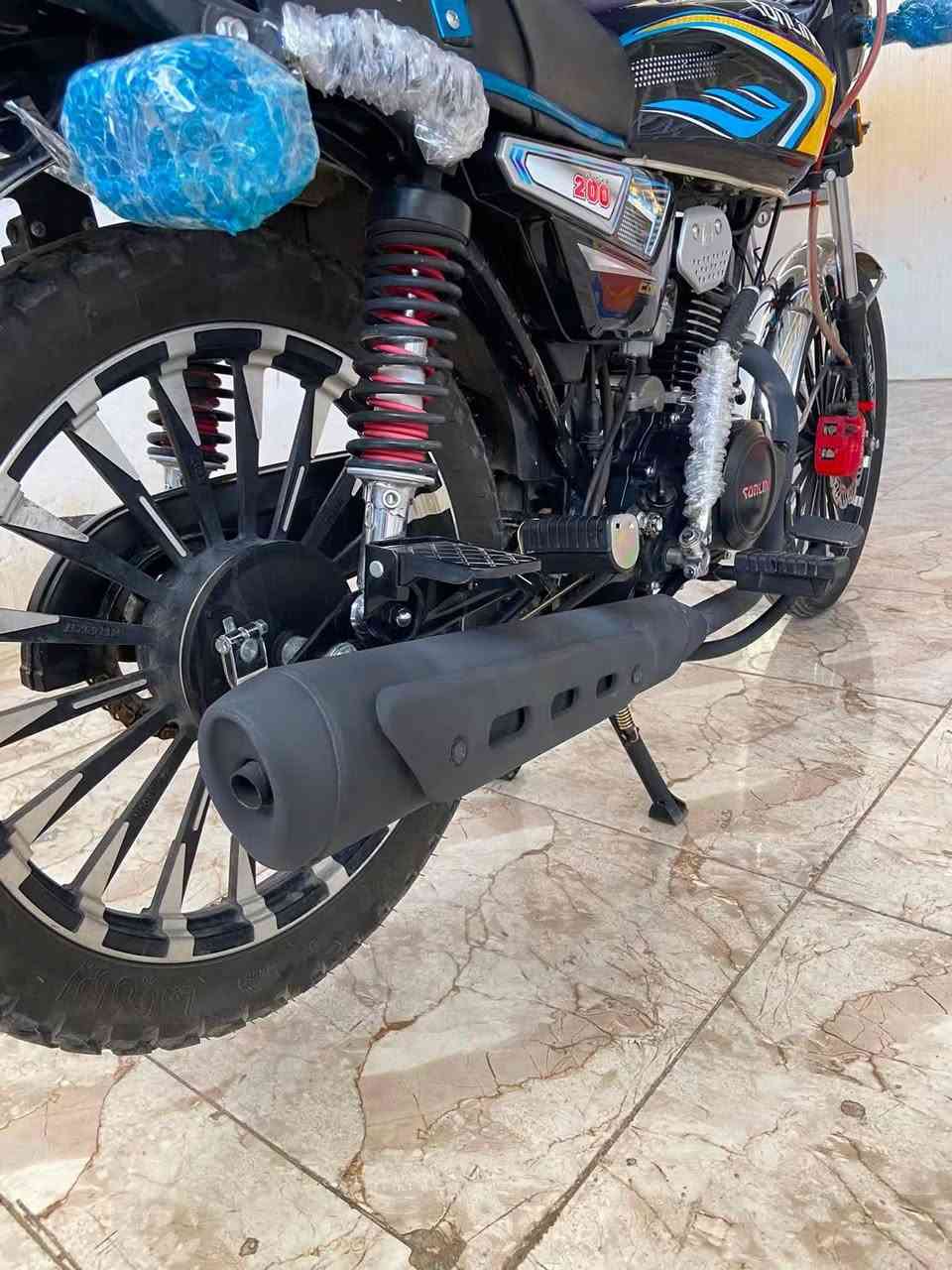 السلام عليكم
للبيع دراجه سونلينك 2025

محرك 200 ضاغطه وزنجيل cbf🔥

الدراجه حيل نضيفه ما ناقصها ربع ❗️

انطيك بيها شرط من التاير للتاير .

مواصفات جهاز بصمه تشغيل عن بعد

وياها منفيس اصلي من الشركه 

مكان الدراجه بلد روز سعرها ٦٠٠ وبي مجال طبعا مو سعرهه بس ضرف ومستعجل ((عمليه عندي))
مامتواجد عالفيس
***********
