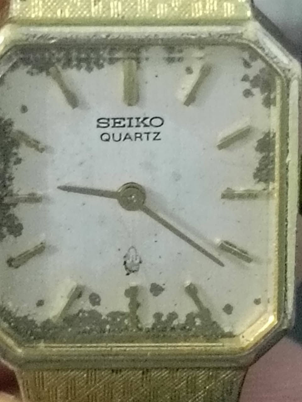 شلعة ساعات نسائية
3 ساعات من سيكو اليابانية الساعات شغالة بشكل كامل و وياهم بطاريات اصلية

و ساعة واحدة ماركة كالفرت سويسري انتاج 1950 تكويك نصب 

الساعات كلهم أصليات و شغالات و سويتلهم إدامة اليوم

السعر 100 ألف شامل التوصيل، التوصيل متوفر داخل بغداد فقط


**إذا كنت صاحب هذا الإعلان وتريد حذفه لأي سبب، رجاءا أرسل رسالة إلى الدعم الفني**