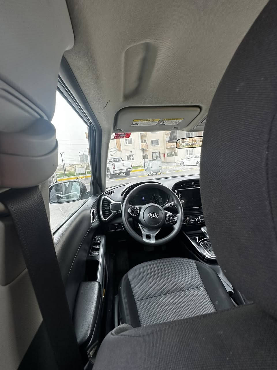 كيا سول للبيع 
موديل 2020 
رقم أربيل باسمي 
سنوية جديدة 
بدون صبغ (حادثها راجع بارد- جاملغ) 

ليبل واحد كل قطع السيارة

اللون أسود 
ماشية 51000

السعر 140$ 

للتواصل : ***********
