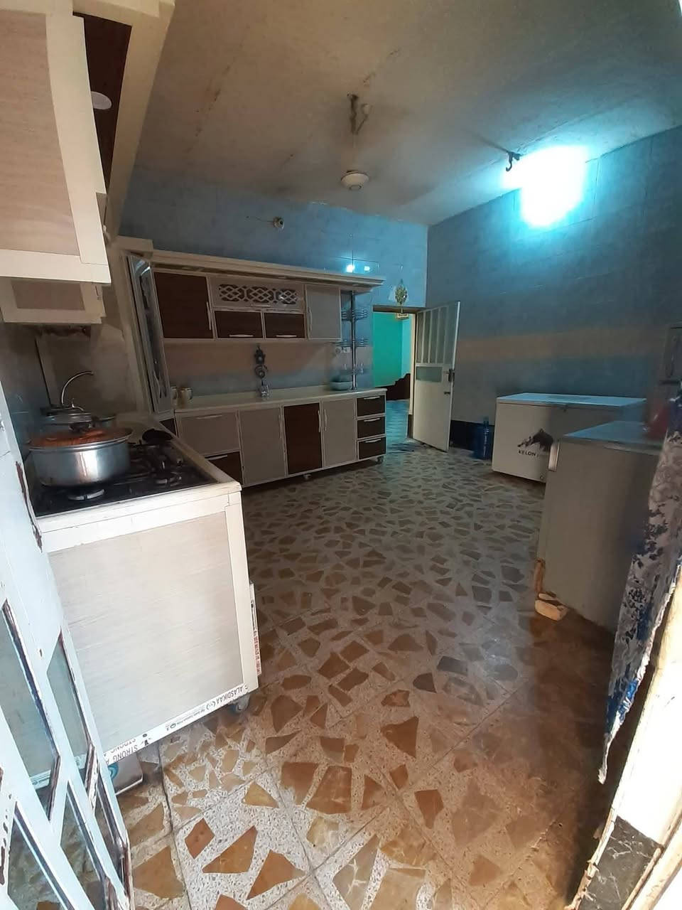 بيت  للبيع    🛑
...........................
المحافظة : الديوانية  / العسكري الثاني 🚩
اقرب نقطه داله : خلف المستوصف شارع الخباطات 🏪

المساحه :204✅

((طابو صرف)) 
التفاصيل :غرفتين نوم  +ستقبال +صاله +مطبخ +صحيات داخليه وخارجيه +حديقه +كراج سيارة

.............
للاستفسار
  
//////////////////////////////
 للمعلومات ولمزيد من التفاصيل ⬇️
       الاتصال
***********واتساب
