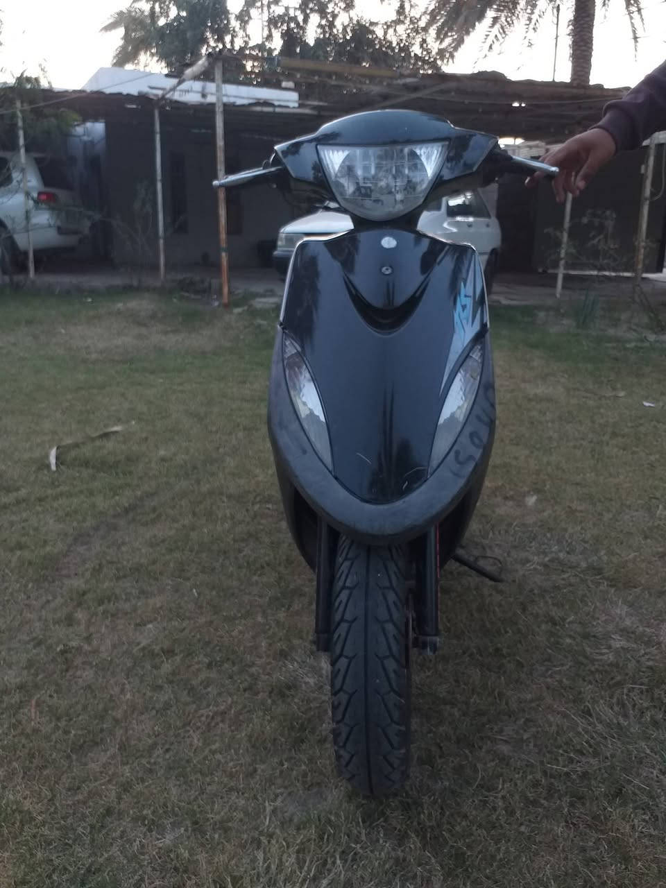 السلام عليكم 👋🏽💕
ماكس للبيع ✨
بوشه55
 دراجه نضيفه كلش كفراته كله ختم واحد وياه مكينه
بيها صالنصه حلزونيه
ويل كب مزود 
السعر خاص
مكان كربلاء 
رقم/***********/
/***********/
