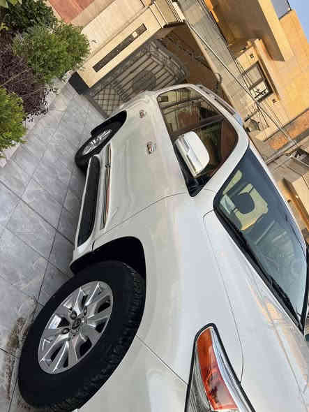 لاندكروز 
موديل 2013
مكفوله صبغ وبارد
فول مواصفات
بصمه
فتحه
ومواصفات لاندكروز معروفه
السياره حيل جديده ع ايدنه
كير ومكينه مكفولات
كشرها جديد شريط ما طابع
السياره بلاديه
عنوان بغداد حي الحسين
السعر39 الف
***********
