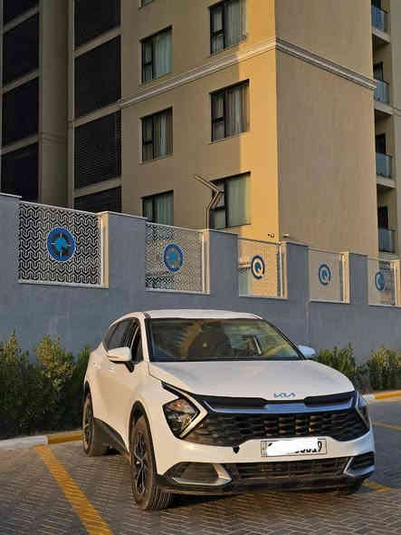 سلام عليكم للبيع كيا سبورتج موديل 2023 وارد امريكي قطعتين صبغ بدون دواخل سياره بسمي رقم جديد سنويه جديده فول موصفات عدا الفتحه ماشيه 52 سياره جاهزه من كلشي السعر 208$ العنوان بغداد الكرخ شراي يتصل ***********
