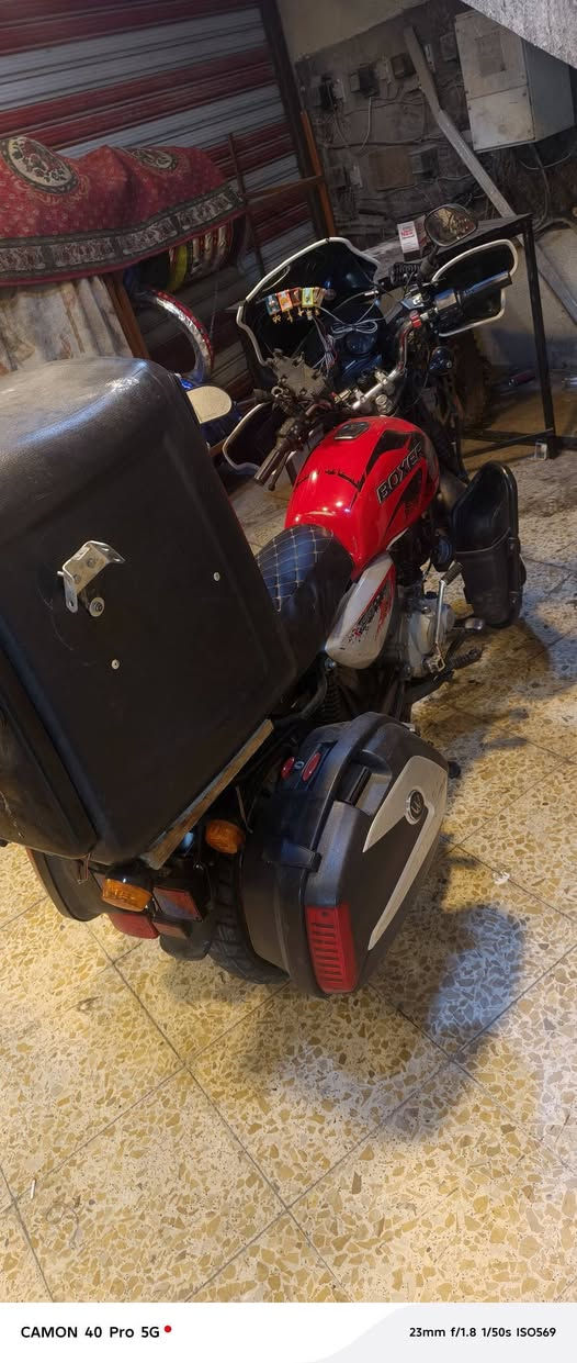 سلام عليكم دراجه بوكسر جبلي وراق صوليه شاصي كفاله مفدوحه مره وحده مكاني سيديه ***********
