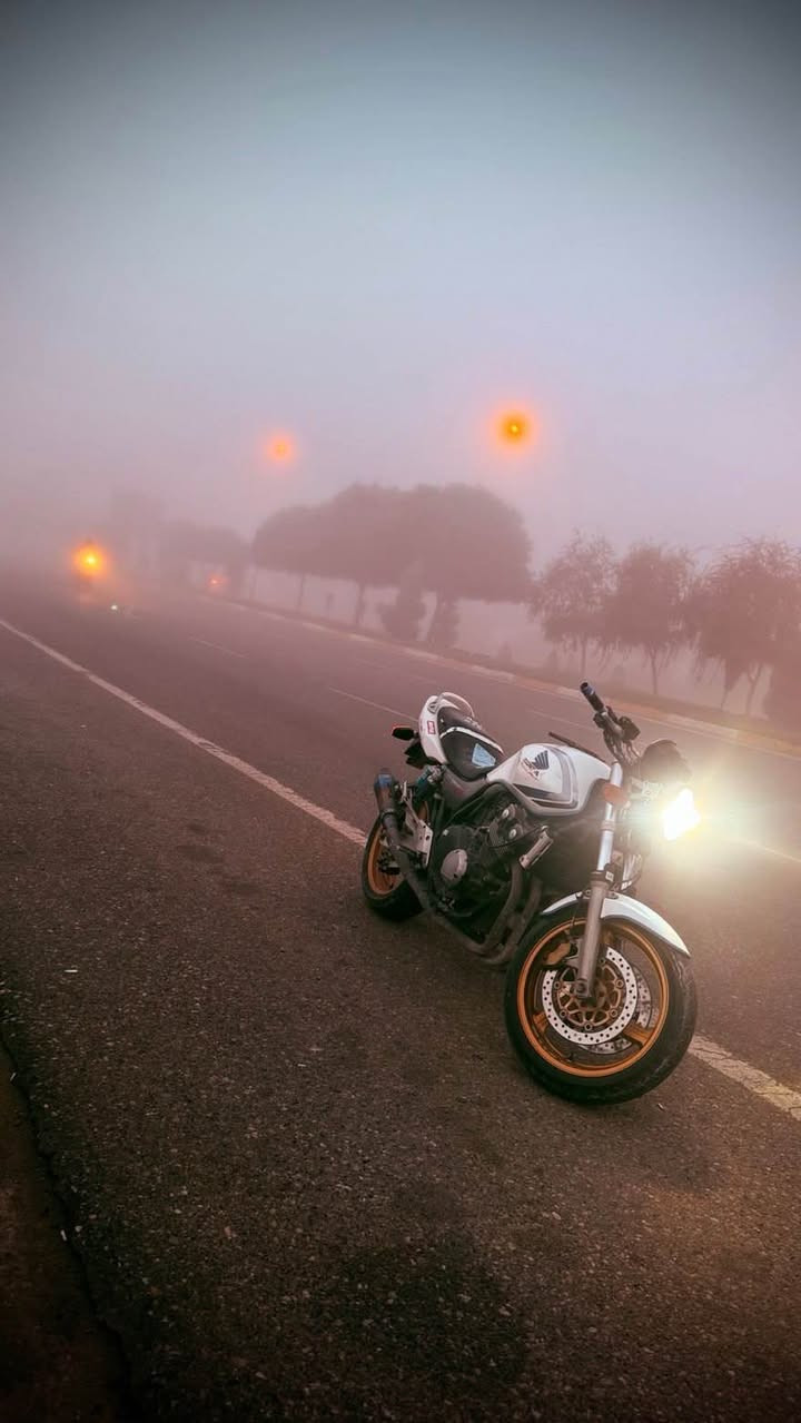 سی بی ٤٠٠ سوپەر ٢٠٠٦ أربيل, العراق


**إذا كنت صاحب هذا الإعلان وتريد حذفه لأي سبب، رجاءا أرسل رسالة إلى الدعم الفني**