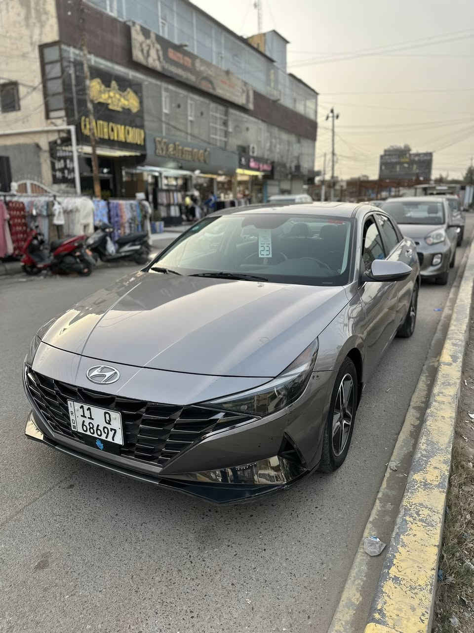 سلام عليكم شباب
النترا امريكي 2023  هايبرد فول 1 على 1 
حادثه قبق صندوق معمر نفسه راجع السيارة نصبة تخبل واحلى من الصور السيارة ماشية 24 كيلو متر  
اعيد واكرر السياره فول للاخير من كلشي كاملة 
السعر 160 ورقة وبيه مجال حك الجية مالتك ❤️
الرقم :: ***********
