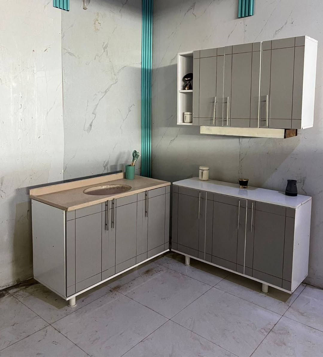 كاونتر خشب
قياس متر وعشرين
وسنك متر وعشرين
ملحق متر وعشرين 
هيكل Mdf. 
ابواب  Mdf

السعر 240الف 

التوصيل 
بغداد مركز مجاني 
واطراف 10
25/بابل+كربلاء+النجف +الديوانيه 
25/واسط 

اطراف واسط 

بدرة جصان الحي الموفقيه دجيلي 50

ميسان ناصرية سماوة.  50الف  
البصرة 60  

ديالى مركز 25

بلدروز 50

ارتفاع سنك 82 سنتيم مع مرمرة 
عرض سنك متر وعشرين
عمق سنك 50 سنتيم 

ارتفاع ملحق 70 سنتيم 
عرض ملحق متروعشرين
عمق ملحق 30 سنتيم


**إذا كنت صاحب هذا الإعلان وتريد حذفه لأي سبب، رجاءا أرسل رسالة إلى الدعم الفني**