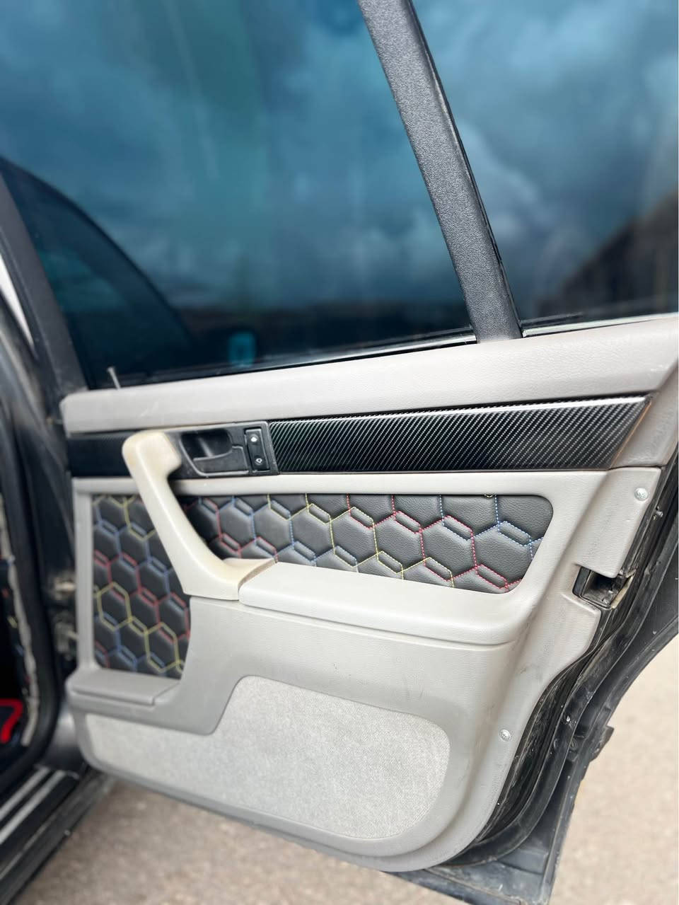 موديل ١٩٩١
٧٣٠ گئر عادي
تحويل شرت
ساره بئ دعمه ايك جار
عام به خه بو جانى
ائك دينارا مه سره ف سارئدا نينه
ساره ره شئ قه طرانه گه له كا جانه
هيته ر و ته بريد درستن
هه ر جار جام كاره باى 
سلايت
دهوك صعر ٣٧ و مجال
***********
*********** دهوك, العراق
