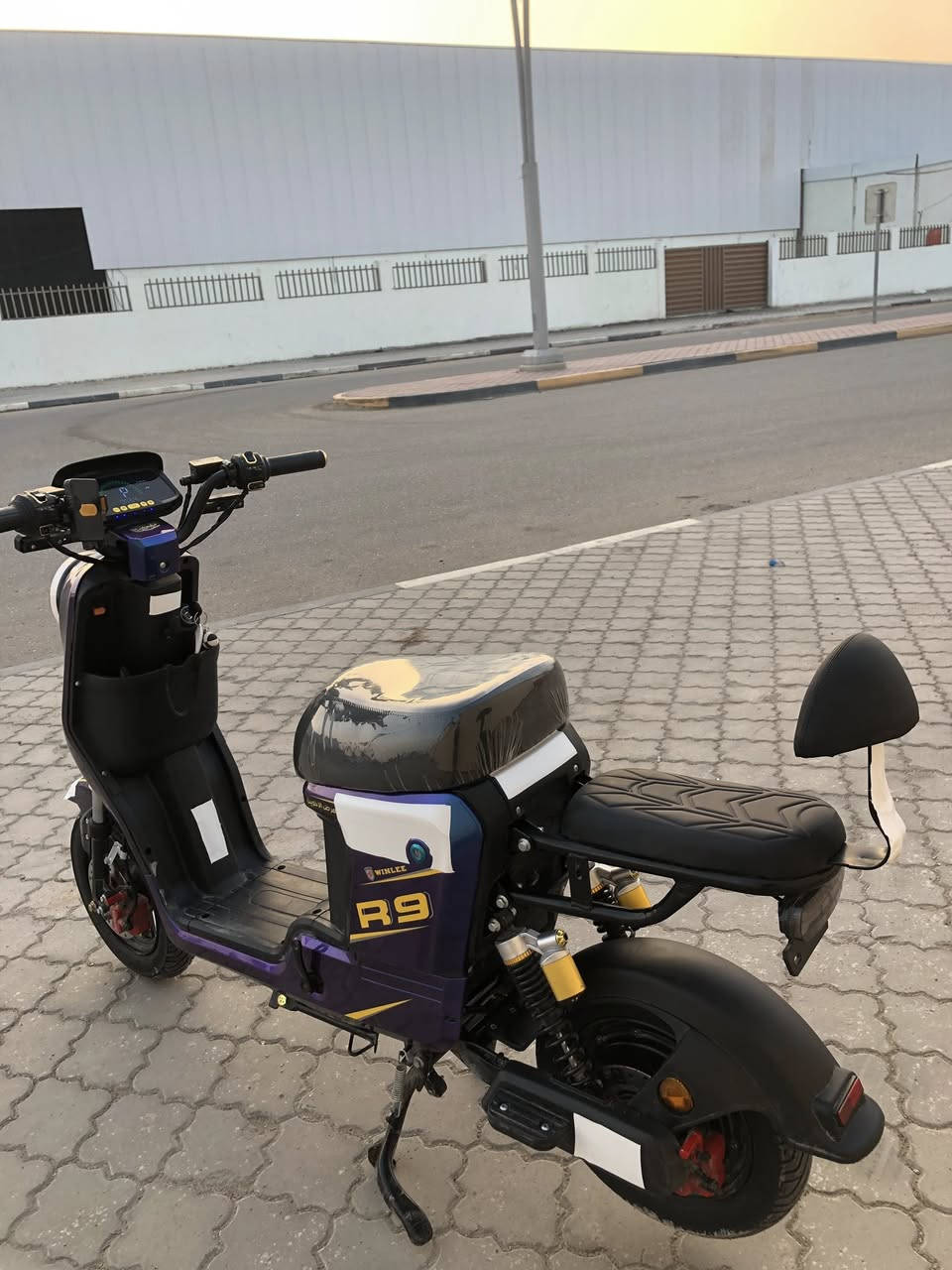 سلام عليكم
دراجه R9 
موديل ٢٠٢٦ 
لون مميز 
بك R 
مثبت نقال
دراجه نضيفه وتخبل 
السعر ٤٥٠ وبيها مجال 
المكان: البصره الزبير 
المربد 
***********
