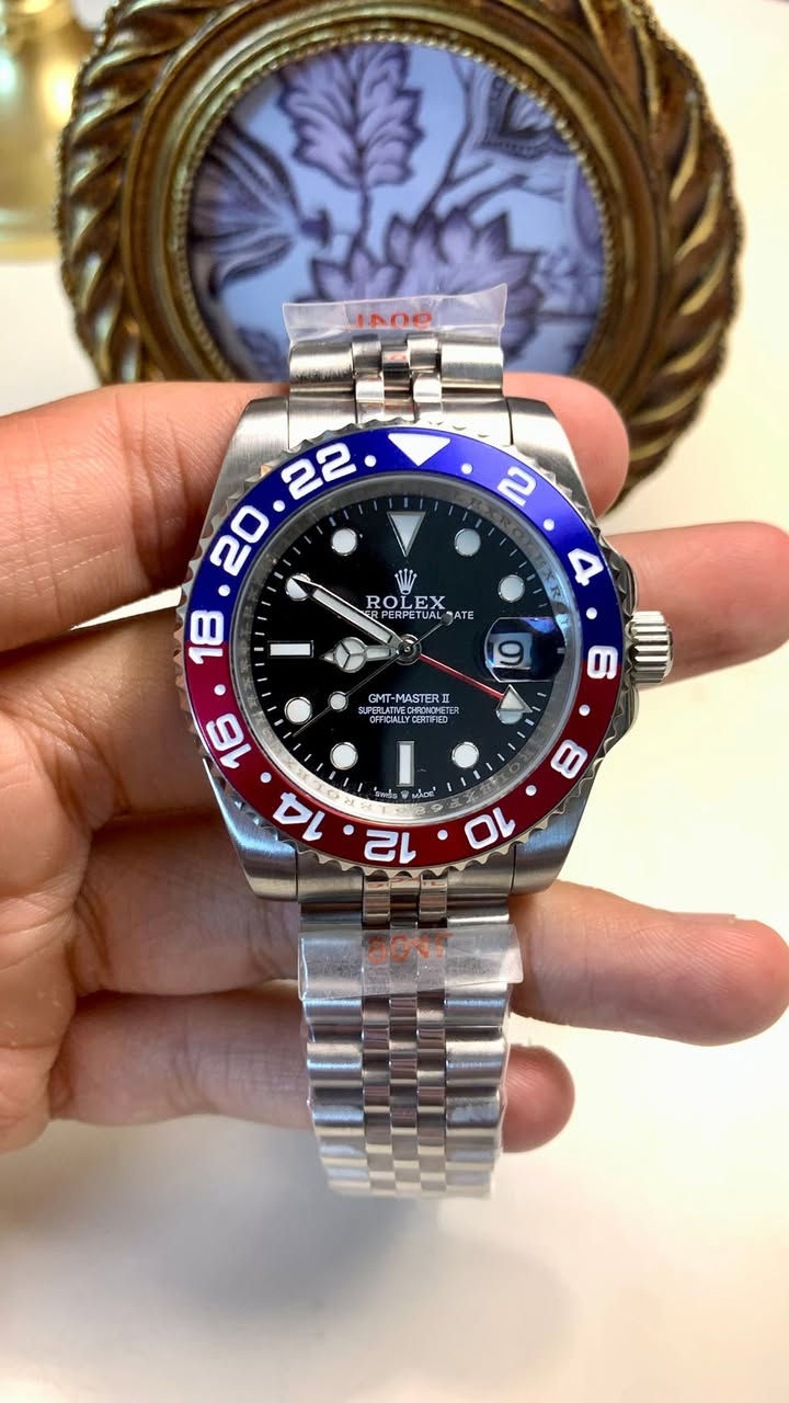 روليكس GMT MASTER كواليتي عالي مكينه اوتو ماستر كواليتي
رينك دوار سير جوبلي قفل فراشة مختم توقيت دولتين اربع اميال وقفال بحري 
للتواصل خاص او ***********
