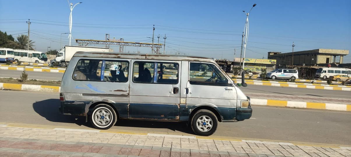 السلام عليكم كيه بسته موديل 94
رقمها ذي قار سنويه عضم عاج جديده 
دوشمه جديده تخم تاير جديد حداديه جديده 
محرك 3000 لا بخار ولا تنقيص كير حاويه جديد 
كهربائيات كلها شغاله برانكيتات جدد
اكسن ناعم سياره خير من الله 
جام كهربائي
ما بيها لا معجون ولا صبغ ما عدا الحزام
مكان الناصرية مركز المدينه 
سعر 35 وبيها مجال حك الجيه 
***********
