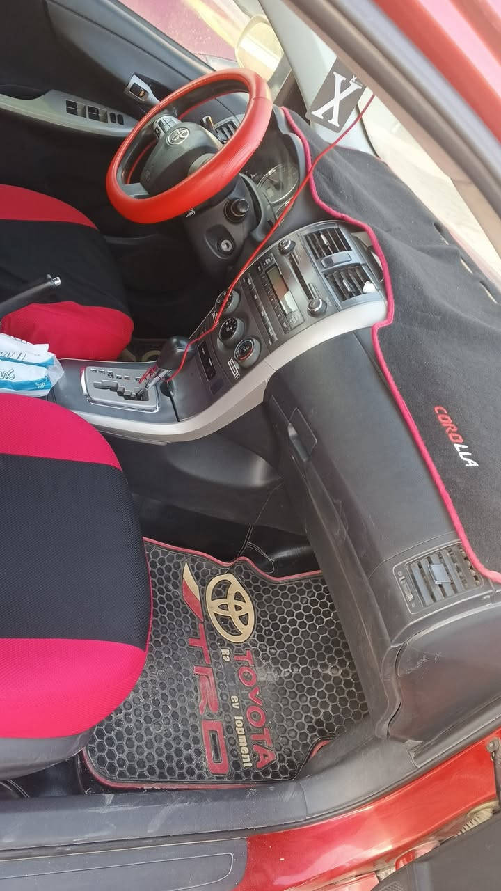 السلام عليكم
كورلا 2013 مكفوله من الضربة ول 
دواخل بيها الصفحتين صبغ جماليه 
معروضة 110 وبيها مجال مكاني فلوجه 
***********
***********
