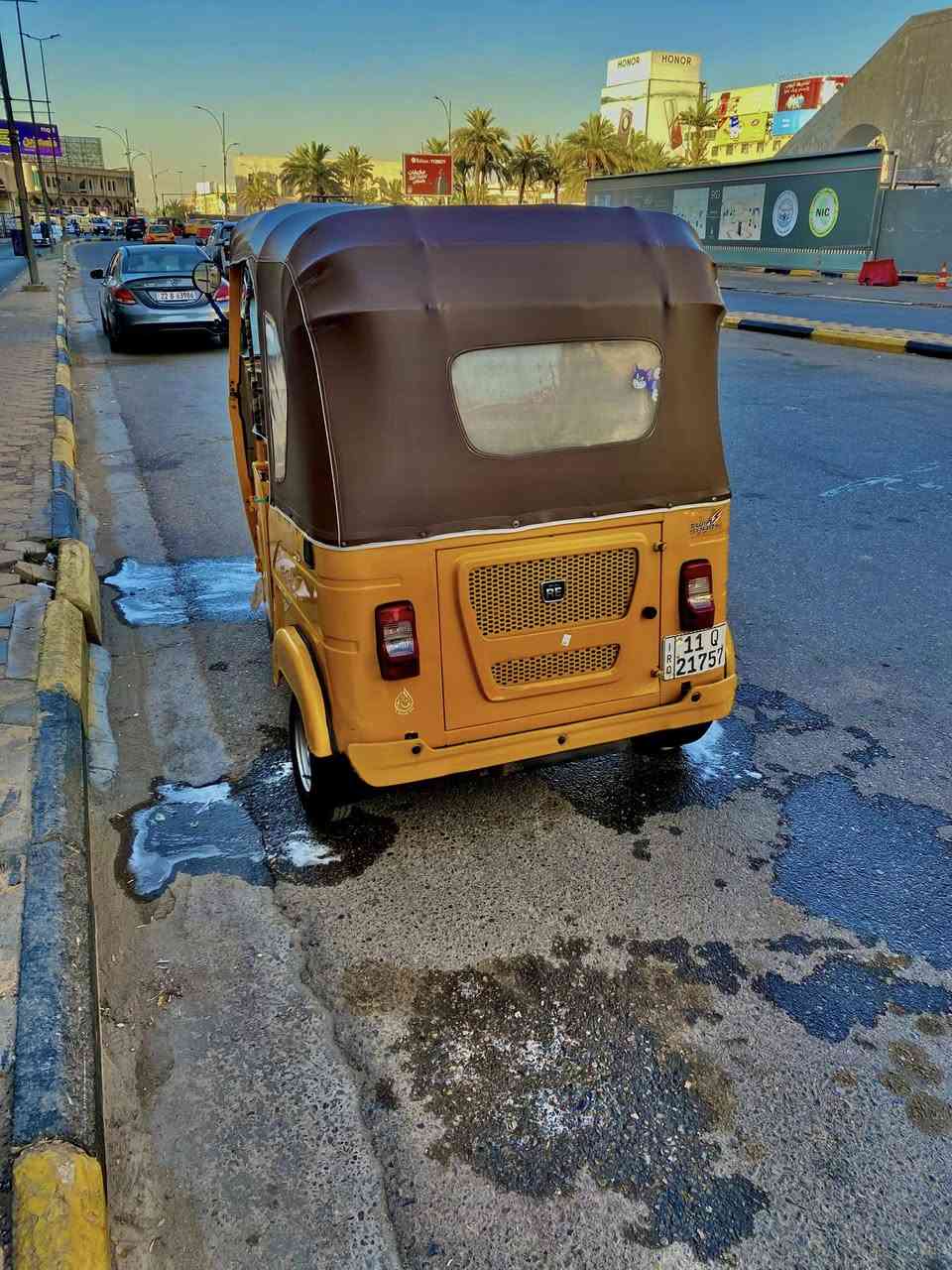 سلام عليكم
تكتك مديل ٢٠٢٢ محرك مكفول 
الكشر مكفول عده بارد كد ٣ اصابع جوه البك لايت 
المكان بغداد جسر ديالى الجديد الكرغوليه 
هـ ***********
وتساب ***********
