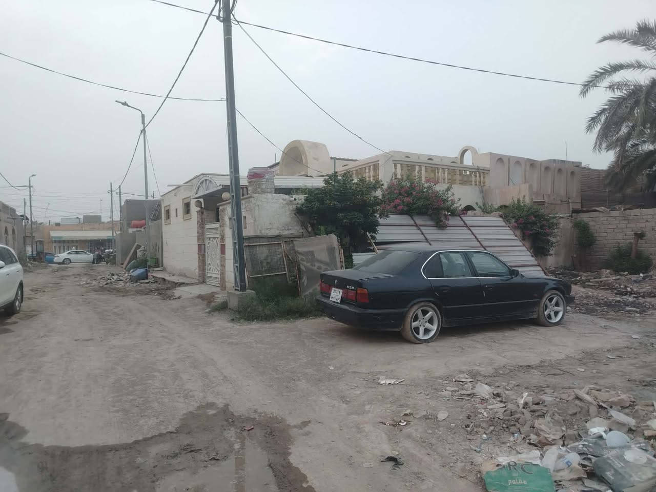 للبيع بيت ركن مميز 
📍 الموقع: السنية – الشارع التجاري – حي الزهراء
📐 المساحة: 300 متر (ركن)

✨ مواصفات البيت:
✅ 4 غرف نوم
✅ صالة واسعة
✅ مطبخ
✅ استقبال خارجي
✅ بيت جاهز ومجهز بالكامل
✅ تشطيب مرتب وخدمات متكاملة

📞 للاستفسار والمعاينة:
منتظر أسعد للعقار والمقاولات العامة
***********
