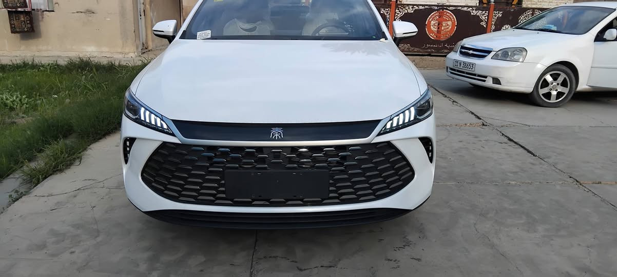 سلام عليكم عروض نهايه السنة جن كلاس ابيض داخل ابيض المميز سعر ١٧٤٥٠ فقط  جيب وياك لا غيرها وحصل على جن بلاس  مكاني بغداد  يرموك  رقم هاتف ***********
