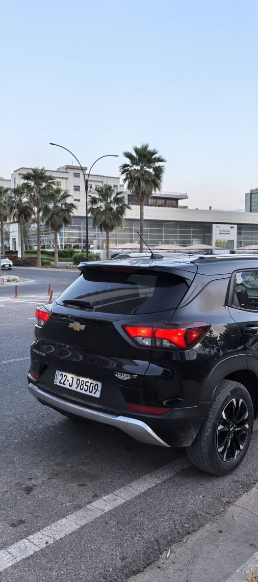 ***********
 فقط للبيع شفرليت ٢٠٢٣ فوول مواصفات ماعدا فتحة
فقط بنيت صبخ
ماشية فقط ٣٥٠٠٠كيلومتر
تبريد ثلج
كيرو محرك مامفتوحين
رادار امامى وخلفى
شاشة جبير
كشنات تدفئة
بصمة تشغيل وتشغيل عن بعيد
مكان سيارة فى اربيل
سعر ١١٨
