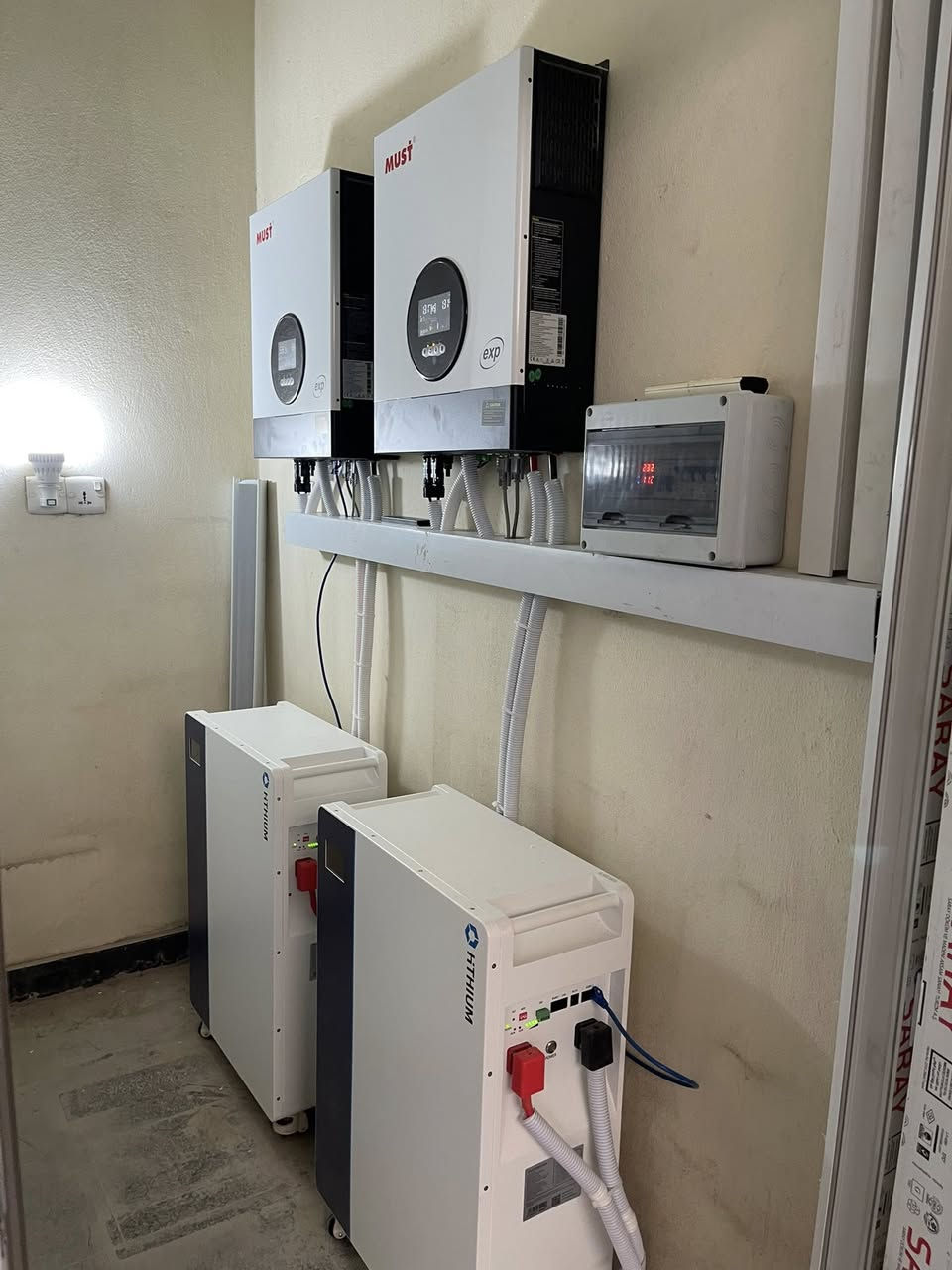 بغداد / الكاظمية النواب 📍
حتى تخلص من مشكلة انطفاء الكهرباء ❌
تنصب منظومة طاقة شمسية تناسب احتياجك للكهرباء

بحمد الله وشكره تم تنصيب منظومة طاقة شمسية 
٤٠ امبير نهارا و ٣٠ امبير ليلا 
في بغداد منطقة الكاظمية شارع النواب .

( مع ضمان 5 سنوات على الاجهزة وضمان 15 سنة بالالواح )

صيانة ومتابعة مجانية لمدة سنة تشمل غسل الالواح والبرمجة 

مستعدون لتجهيز المنازل والمجمعات السكنية والمزارع وكافة المشاريع الكبيرة والصغيرة بمنظومات الطاقة الشمسية

كادر عمل هندسي احترافي جاهز للعمل والتنصيب في جميع محافظات العراق

العنوان :- بغداد - شارع الصناعة - بناية ركن الصناعة مقبل مطعم ريفان

للتواصل معنا ☎️
المبيعات
***********
الادارة
***********
***********
