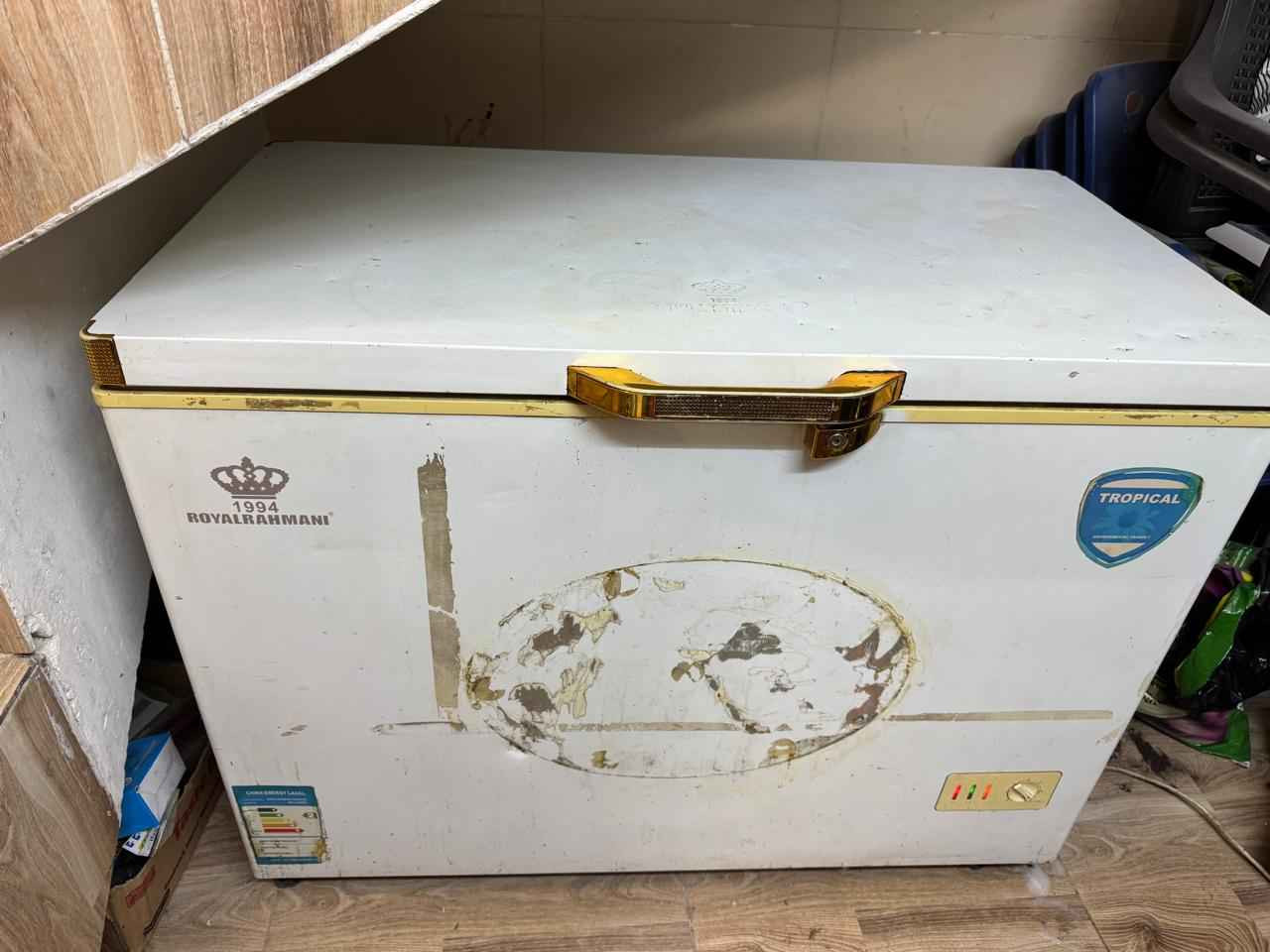 مجمده قياس كبير بصوره وسخه يردلا غسل بس بشرط ثلج مالتها خير من الله مابيها اي عيب وعلفحص سعر ١٦٠ الف أربيل, العراق


**إذا كنت صاحب هذا الإعلان وتريد حذفه لأي سبب، رجاءا أرسل رسالة إلى الدعم الفني**