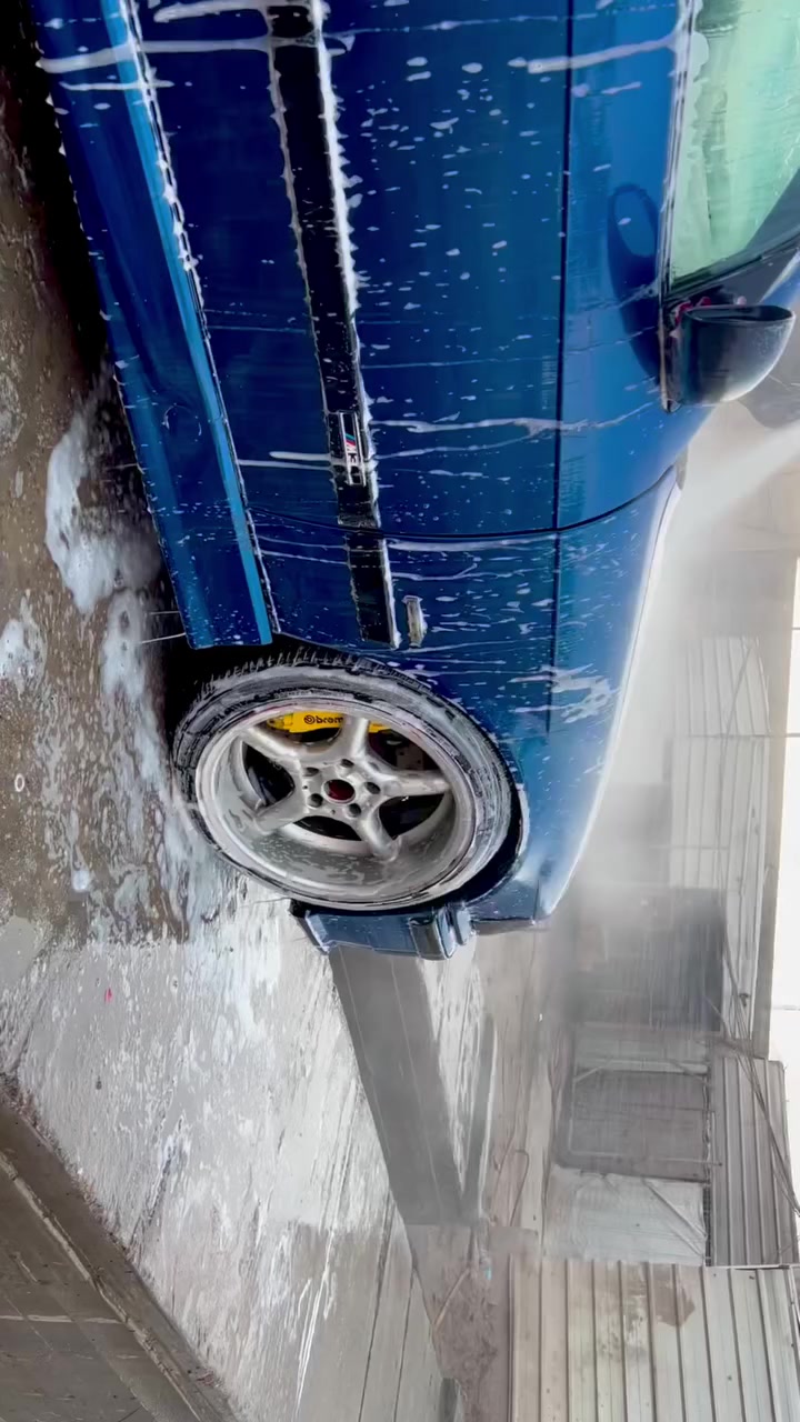 بي ام e36 للبيع موديل1994
سيارة محركها ٨ سلندر ٣٠٠٠ مكفول المحرك نشطة ع الثاني و الثالث تبطنش
السيارة كير و محرك و صدر كامل جديد
 مسويلها ادامه كامله 
كير عادي
تايرات تخم جديد
ويل spoke اصلي نضيف مابي فطر
سيارة مصبوغه جديد
تبريد منظومه جديده نقص بس كتف مروحه
كت m3 عليها
لايتات عليهن رينك متغير  RGB
دشبول جديد بدون فطر
شاشه اندرويد
كلوفرات سبورت جافيات التايرات و البلادي هم موجود
السيارة ببغداد موجودة
والمالك موجود ببغداد 
سلايد رووف عمل يد
تحويل ثاني يوم 
السعر ٥٥ و بيها مجال
***********
