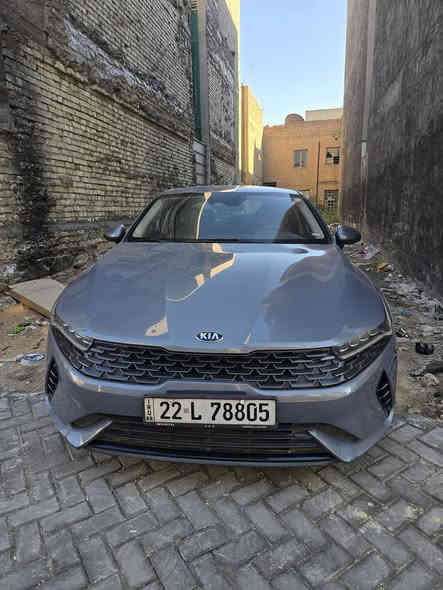 2021 KIA k5  

فئة.  Lxs
 حادثها جاملغ خلفي ايمن وصبغ صندوك بيها جاملغ سايق بارد وبابتين عكس سايق بيهن شخط  بدون ايرباااك
السيارة رقم اربيل باسمي كير مكينه تبريد كله جديد ومكفول  

مواصفاتها:
 -بصمه تشغيل وبصمات ابواب 
-تشغيل عن بعد مع تشغيل للتبريد تلقائي
- قيادة ذاتية عند السرعه العاليه و عند الازدحامات
- مثبت سرعة و Auto hold ، وهاند بريك كهربائي
- مصابيح LED 
-مصابيح الضباب الأمامية
-الضوء النهاري الامامي اصفرر "
- شاشة لمس اكبر حجم عالي الدقة ،
- رادارات : مساعد تفادي الاصطدام الأمامي نظام المساعدة على تجنب الاصطدام الأمامي (FCA) ومساعد تجنب الاصطدام الخلفي عند المرور العابر (RCCA) مع تحذير مغادرة المسار مع التوقف الذاتي عند الرجوع اذا كان هنالك عابر .
-ضوء النقطه العمياء
- فول تحكم ستيرن 
-4 وضعيات قياده
-السيارة ماشيه *********** 
السعر 172 وبيها مجال مكاني بغداد الاعظميه
