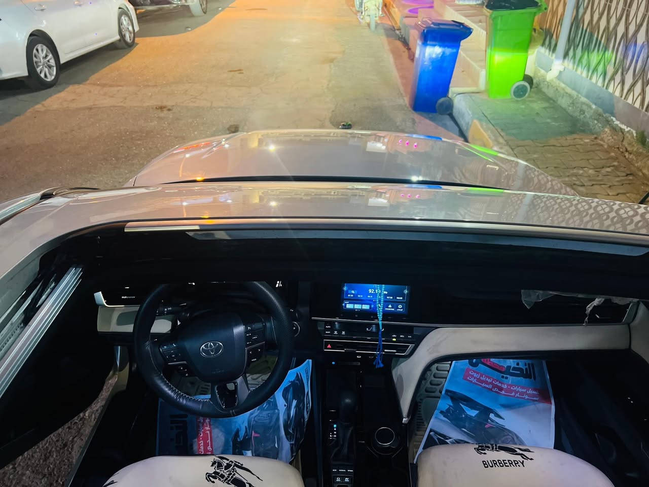 سلام عليكم كامري خليجي 2025 ماشيه 21 الف سيارة جديده فول مواصفات هايبرد+ بنزين رقم صاحب السياره ***********    معلومات اكثر اتصل
