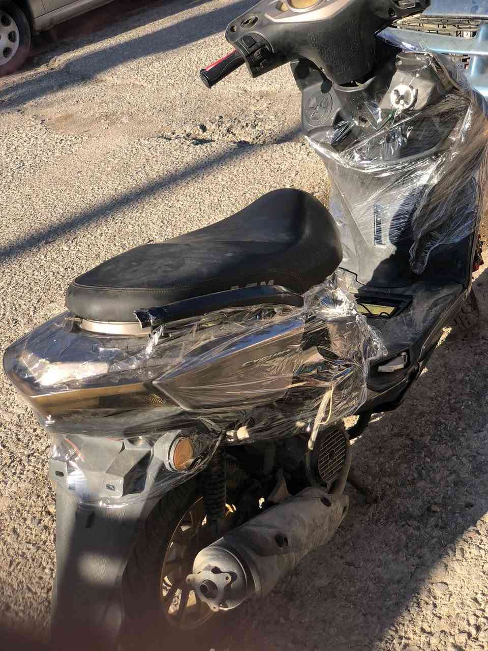 السلام عليكم للبيع سرعه 140 شغال سلف كهربائيات بيع مستعجل السعر290 وبي مجال والشراي احلى من الصوره بعد  محرك ما مفتوح


**إذا كنت صاحب هذا الإعلان وتريد حذفه لأي سبب، رجاءا أرسل رسالة إلى الدعم الفني**