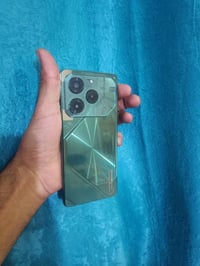 بوفا 6 برو 5G • ذاكرة 256 • رام 24