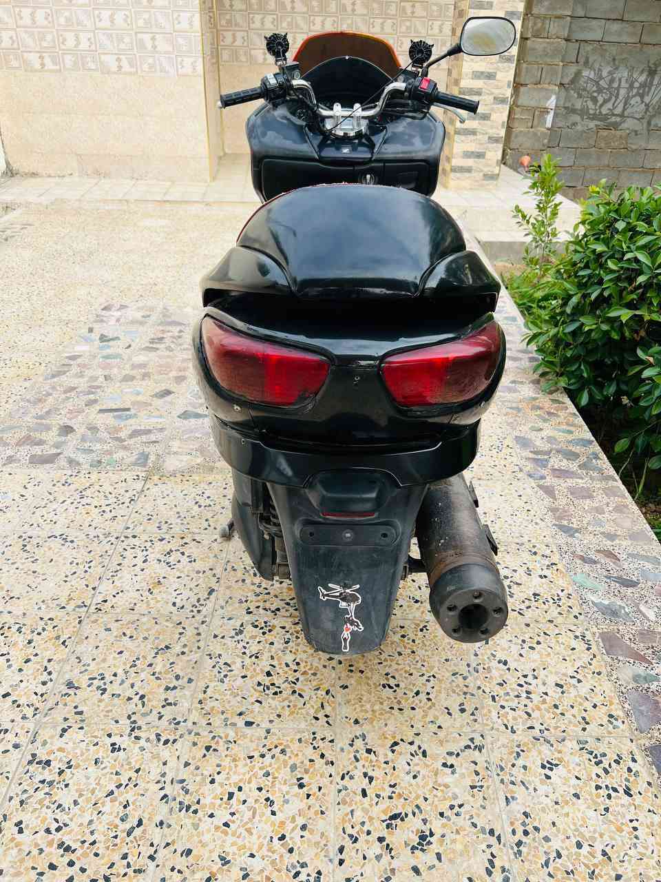 دراجه فورزه للبيع متوازي ع بيعته
دراجه 0.8 مكينه شرط ما مفتوحه ما ناقص برغي كلشي بيه شغال .مكينه ناعمه نكره صلف شغاله بكل وقت .مع بصمه .
الكهربائيات كلهه شغاله .
كير اوتوماتيك. 
السعر 900 الف وبيه مجال 
مكان: فلوجه 
التواصل فقط واتساب. 
***********
