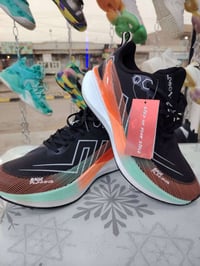 احذية ماركات • نايك أديداس • الحصوة شارع 30