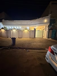 حي الغري • ٣٠٠م • تجاري