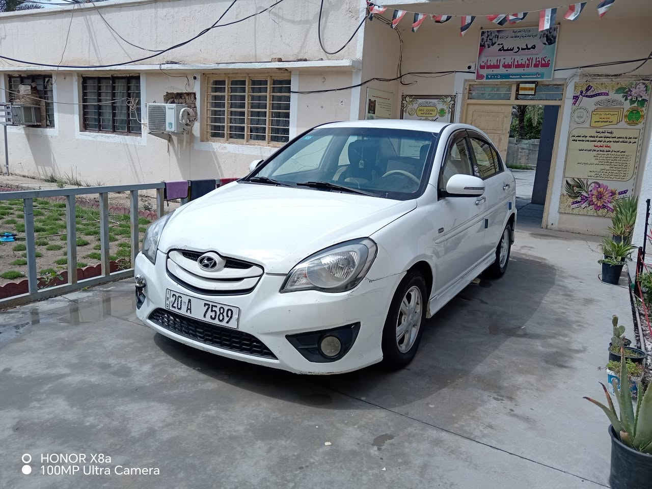 السلام عليكم اكسنت 2011خليجي كير ومحرك خير من الله شاشه وكامره 5ويل كب كهربائيات كلها شغاله تدفئه وتبريد هزه جديده سنويه جديده برمضان جددتها وسونار جدامك عارضها ب90وبيها مجال تجي تكلب وتدلل السياره بسمي ***********
