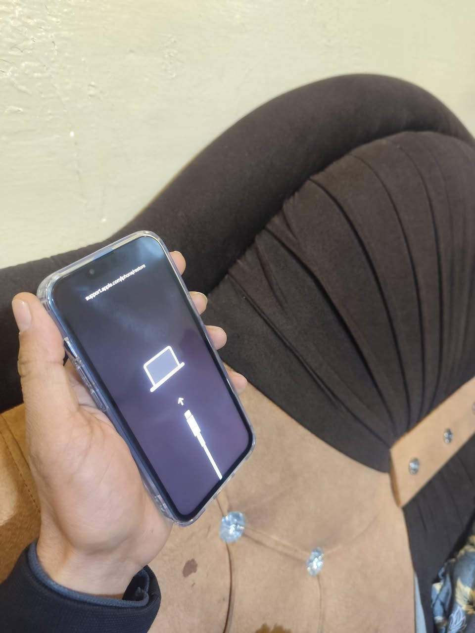 جهاز ايفون ذاكرته 256 دبل سيم كارت بطاريه 100 مبدل بطاريه فقط نظافته 100% جديد سعره 300 الف شراي خاص هيج ابيعه مدري شنو مشكلته هيج يطلع


**إذا كنت صاحب هذا الإعلان وتريد حذفه لأي سبب، رجاءا أرسل رسالة إلى الدعم الفني**