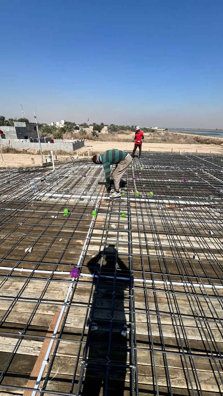 كافه اعمال الصب والنجاره والتسليح
في القرنه والمناطق المجاوره ب انسب الاسعار 
للاستفسار ***********

