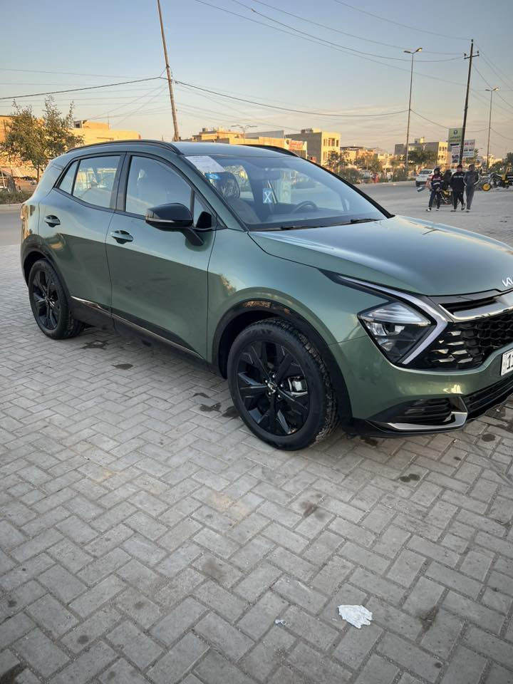 كيا سبورتج 2025 موديل بلاك ادشن لون زيتوني (مميز) فول مواصفات قمارة حديد مكفولة
الرقم بغداد بسمي
وارد خليجي ماشيه 14 الف
-تشغيل عن بعد
- محرك 2000 دوش
- صندوك كهرباء
- مقاعد امامية كهرباء
-داخل كنتارا 
- تدفئة كشنات والستيرن
- شفتات تبديل خلف الموقد
- كاميرا + حساسات
- ويل كاب 19 انج لماع
- شباك لماع
- داخل جلد زيتوني ملكي
- مرايا سوداء
- درايف مود + اوتو هولد
- هاند بريك بصمة
- تحكم ستيرن جهتين
- شاحن لاسلكي
السيارة داخل ضمان الدولية العراقية
السعر 240 ورقة 💵
مكاني بغداد حي الجهاد
الرقم ***********
