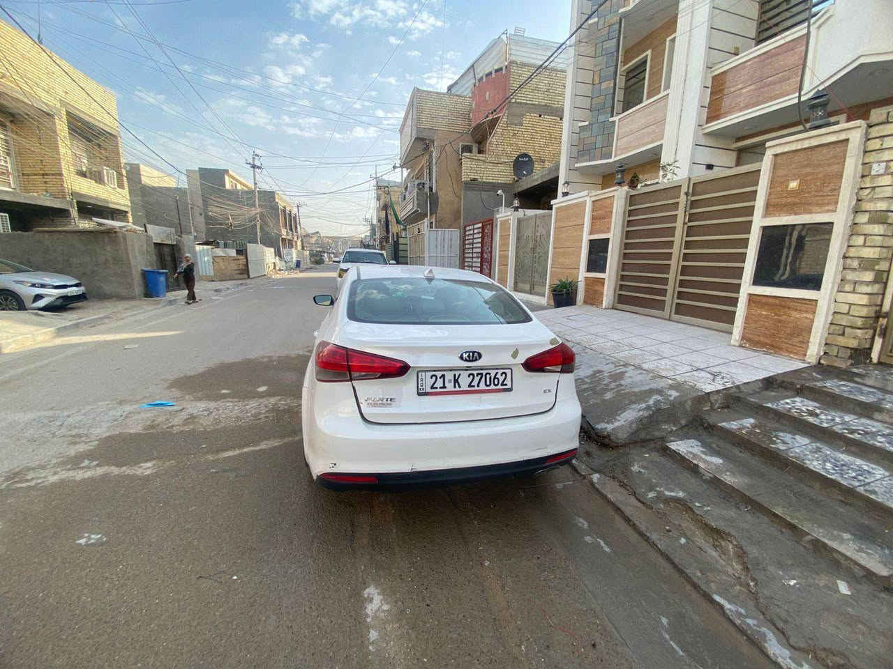قسططط
السلام عليكم 
كيا فورتي موديل2017
وارد كندي اربع قطع صبغ 
الكشر كدامكم 
بصمه 
شاشه
كامره 
حساس
تحكمات 
قطعتين تبريد
تدفئه كشنات 
فول عده الفتحه 
كير جديد
مكينه جديد
تبريد براكيت يحتاج يتبدل 
صدر جديد
كهربائيات بلاد
جاهزه السياره رقم سليمانيه باسمي 
للبيع قسططط 
حسب المقدمه والشهريه انطيك سعرهة الكلي 
يعني المقدمه ماتك وشهريه تحدد سعرهة الكلي بغداد, العراق


**إذا كنت صاحب هذا الإعلان وتريد حذفه لأي سبب، رجاءا أرسل رسالة إلى الدعم الفني**