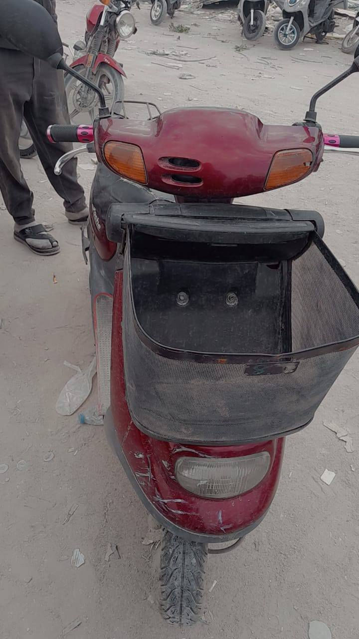 دراجة منغولي للبيع بلادي مكينة نضيفه مامفتوحه كلشي شغال اشاير وكهربائيات كل خلل مابيها  (***********
